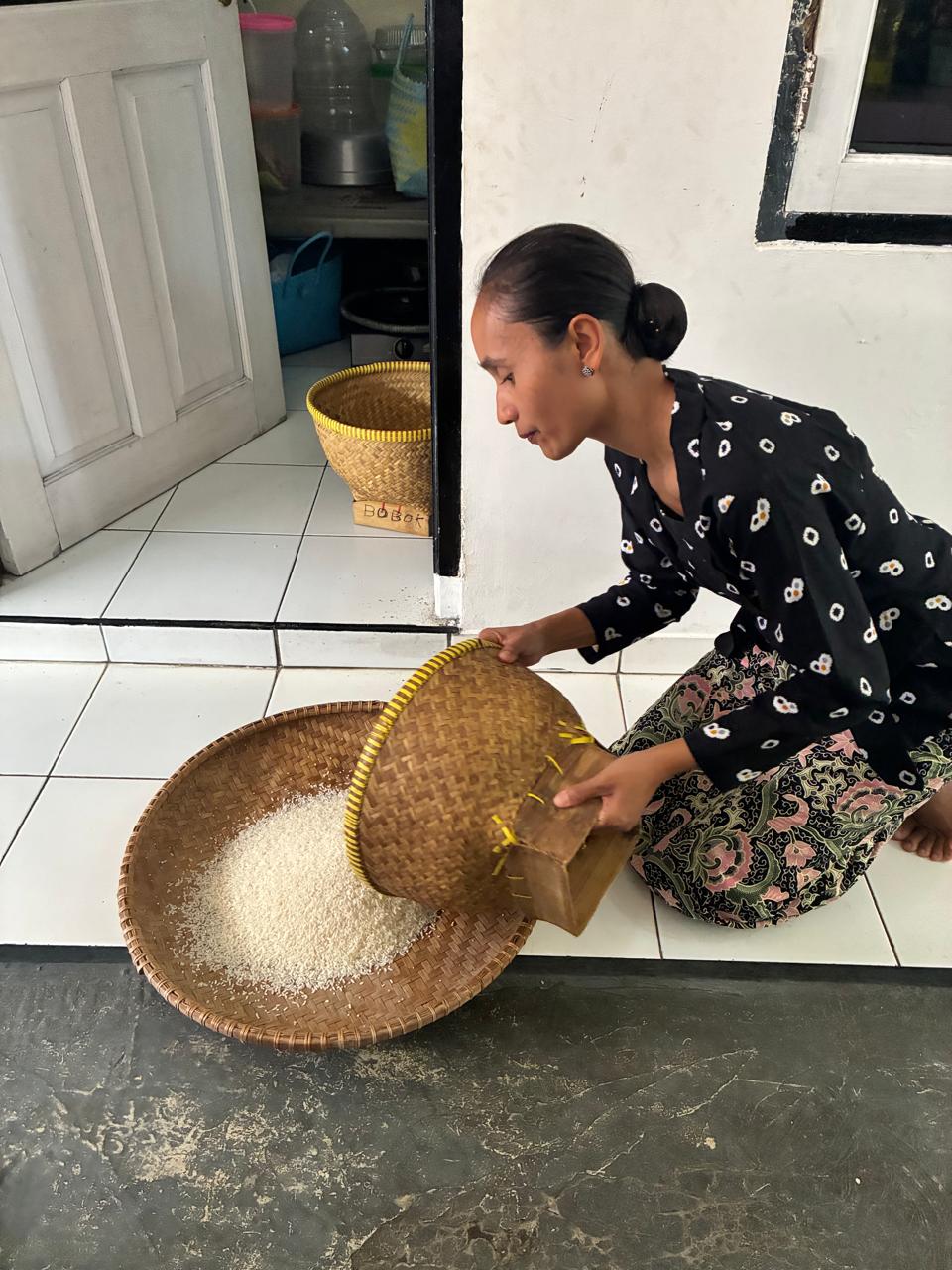 Nyangu dan Rasa Syukur: Selisik Ritual Penghayat Kepercayaan Bersama Magister Studi Agama-Agama