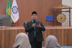 Ketika Dunia Kerja Berubah, Sarjana Dituntut Lebih dari Sekadar Memiliki Gelar