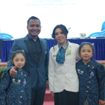 Apoteker Beragama Katolik Ini Lulus dengan IPK Tertinggi dari Angkatan Pertama UM Bandung