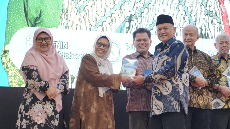 Agama Tak Cukup Normatif, Harus Hadir Menjawab Persoalan Masyarakat